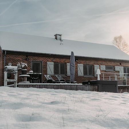 Villa Adurbuy Avec Jacuzzi Eksteriør billede